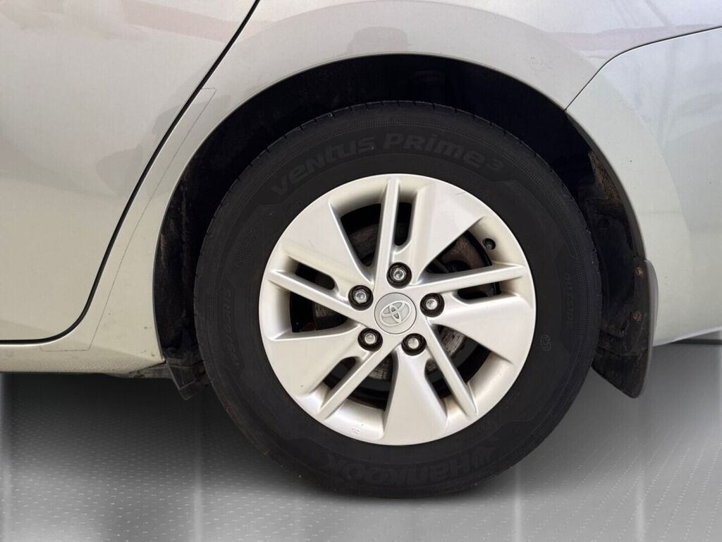Toyota Auris 2014 Harmaa