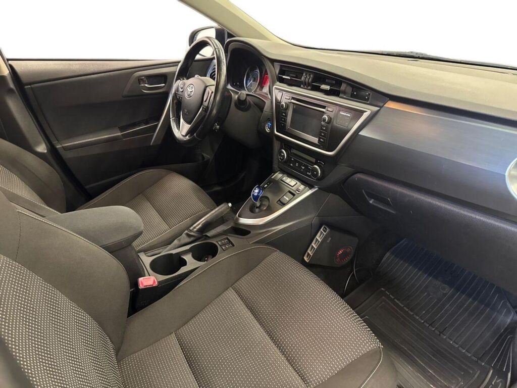 Toyota Auris 2014 Harmaa