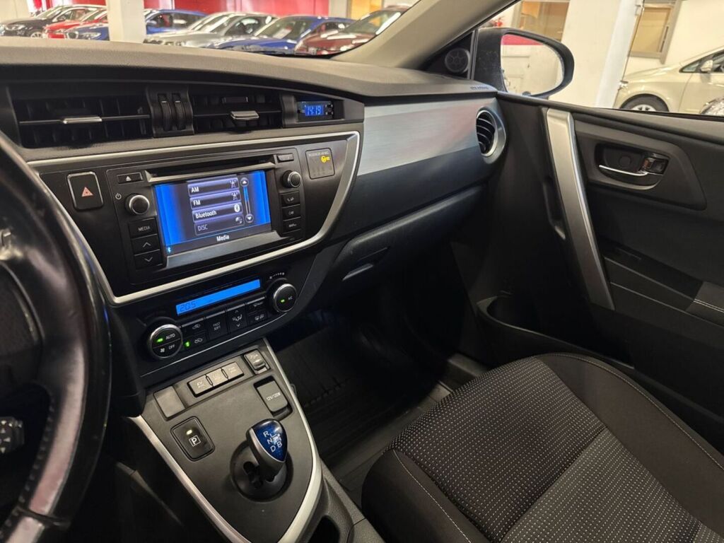 Toyota Auris 2014 Harmaa