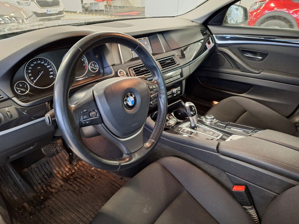 BMW 520 2014 Ruskea (beige)