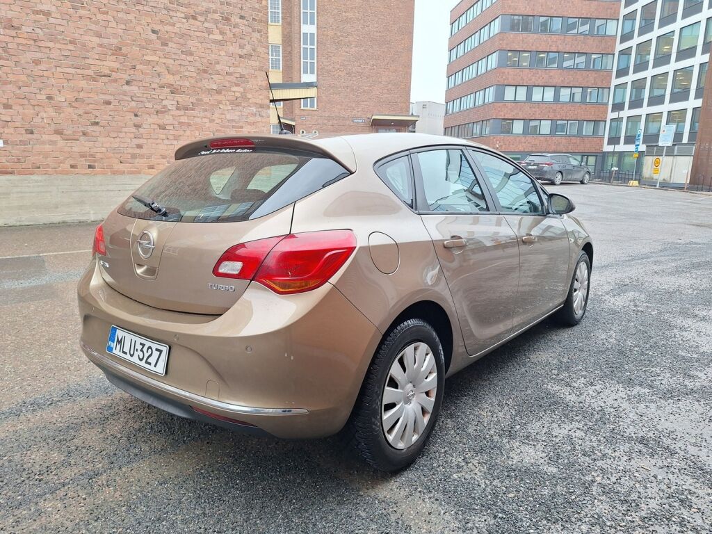 Opel Astra 2014 Ruskea (beige)