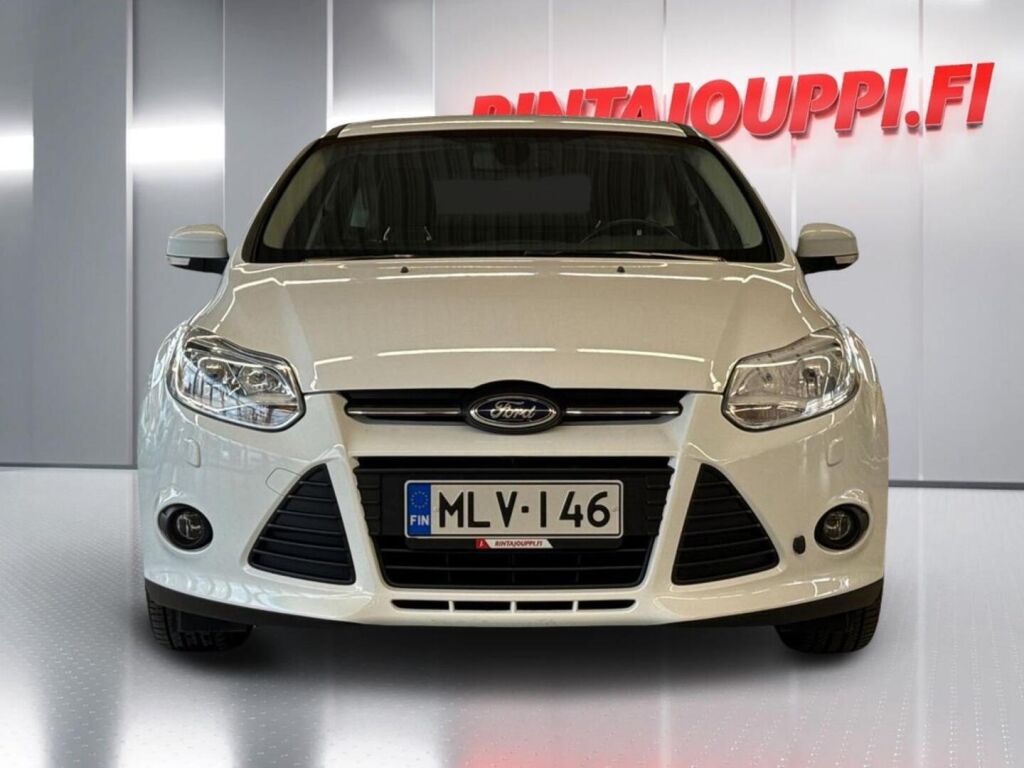 Ford Focus 2014 Valkoinen