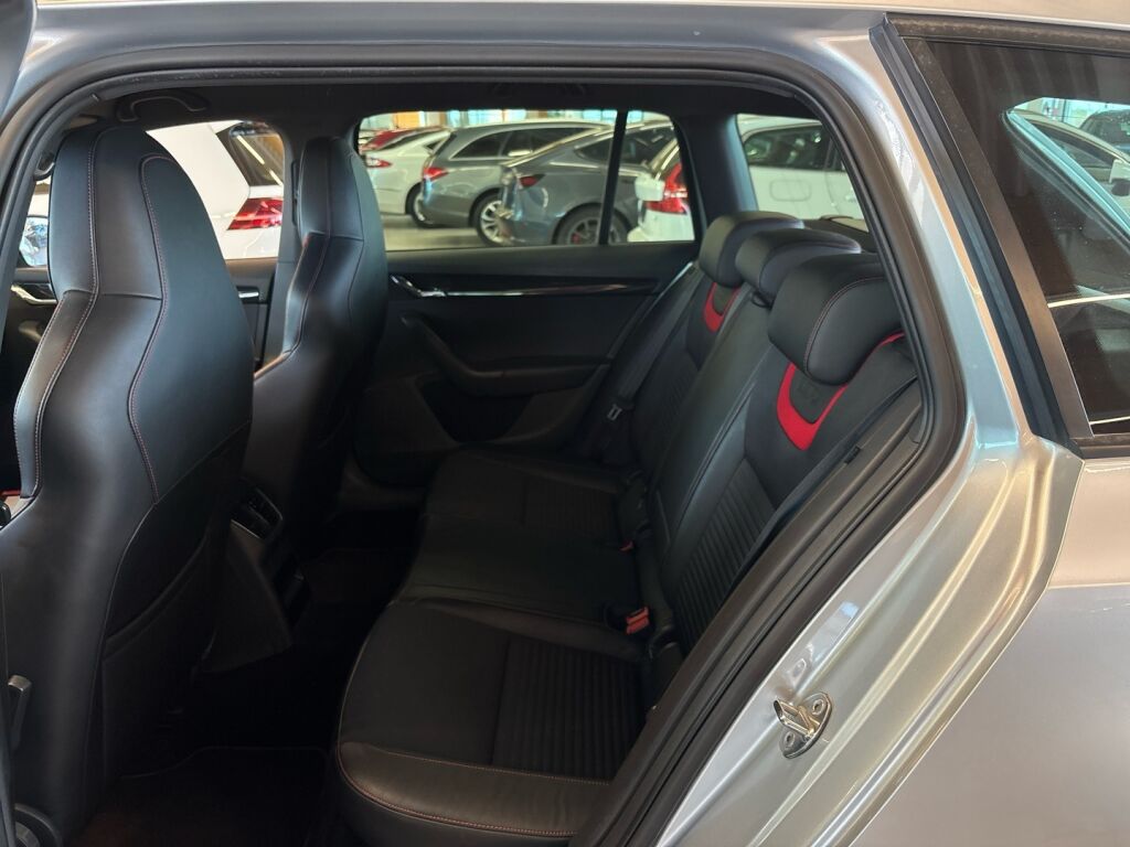 Skoda Octavia 2014 Hopea