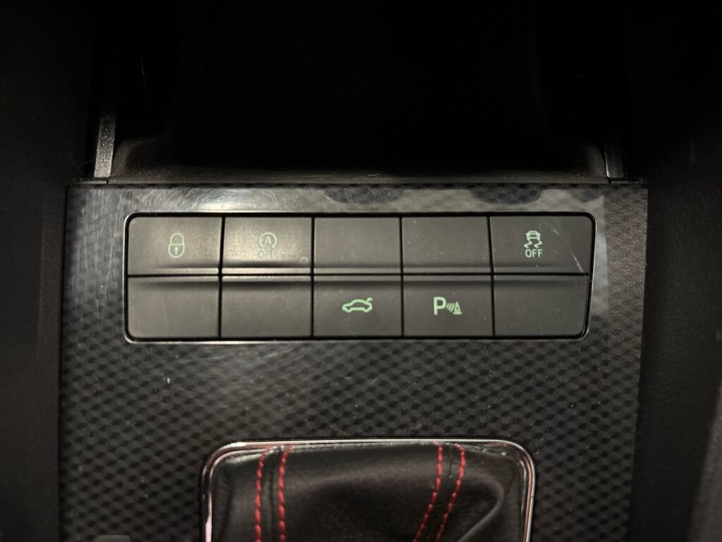 Skoda Octavia 2014 Hopea