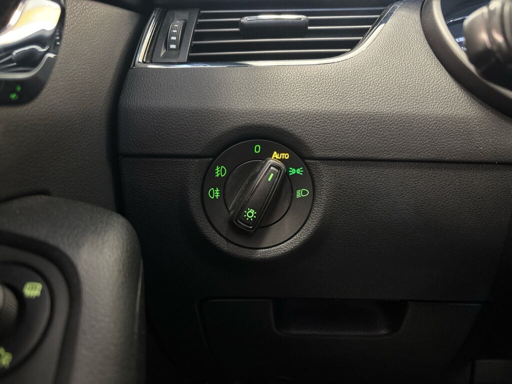 Skoda Octavia 2014 Hopea