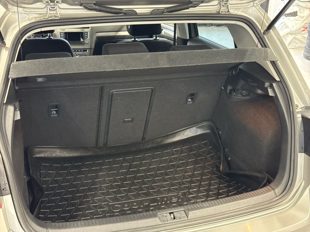 Volkswagen Golf 2014 Harmaa