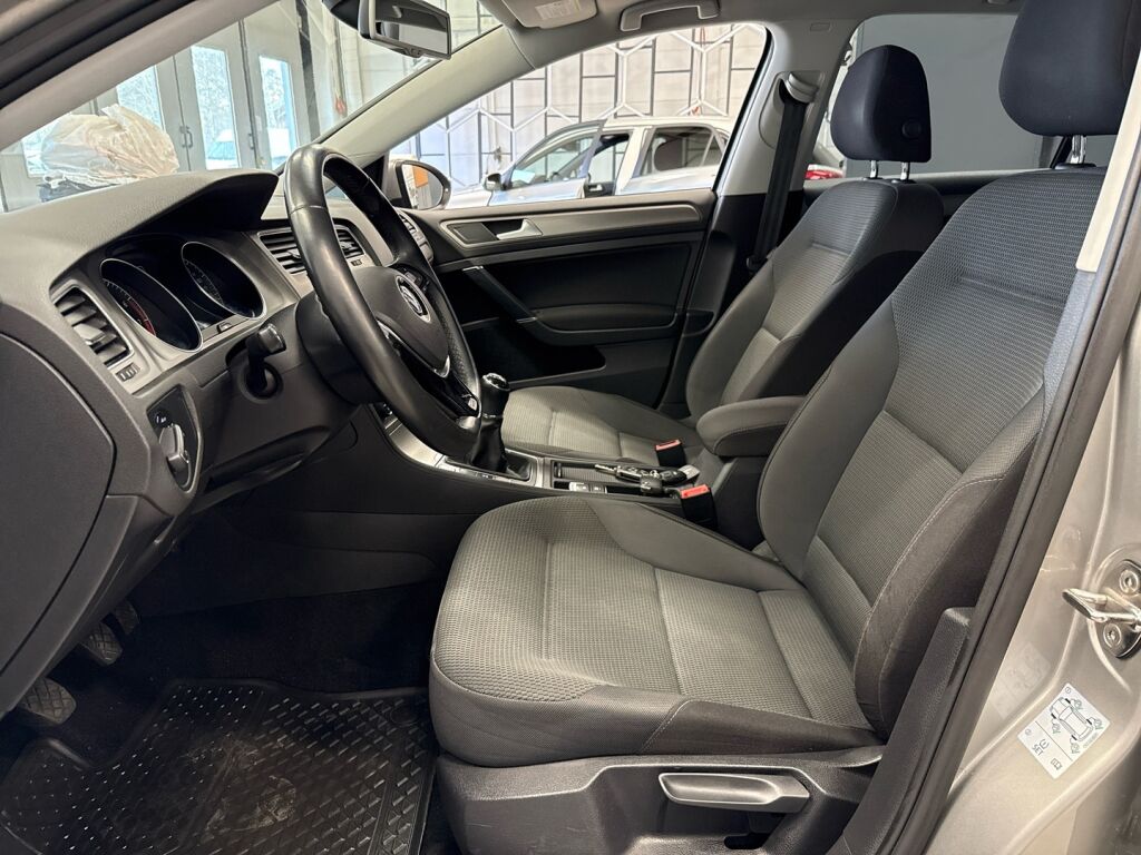 Volkswagen Golf 2014 Harmaa