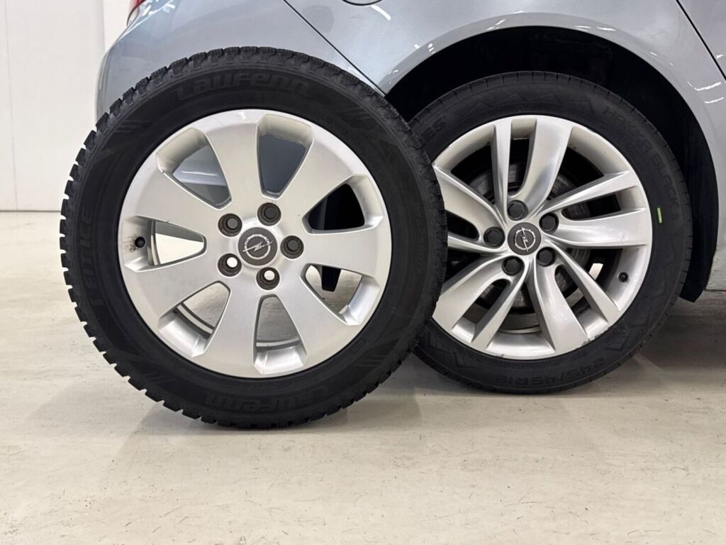 Opel Insignia 2014 Harmaa
