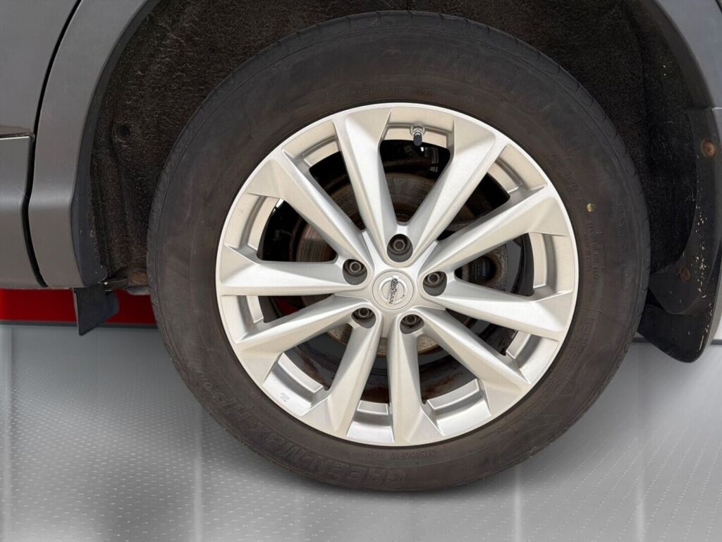 Nissan Qashqai 2014 Musta