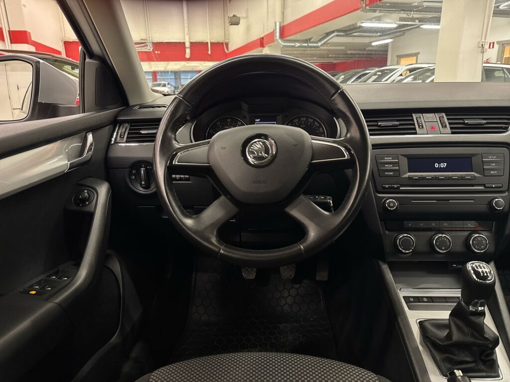 Skoda Octavia 2014 Hopea