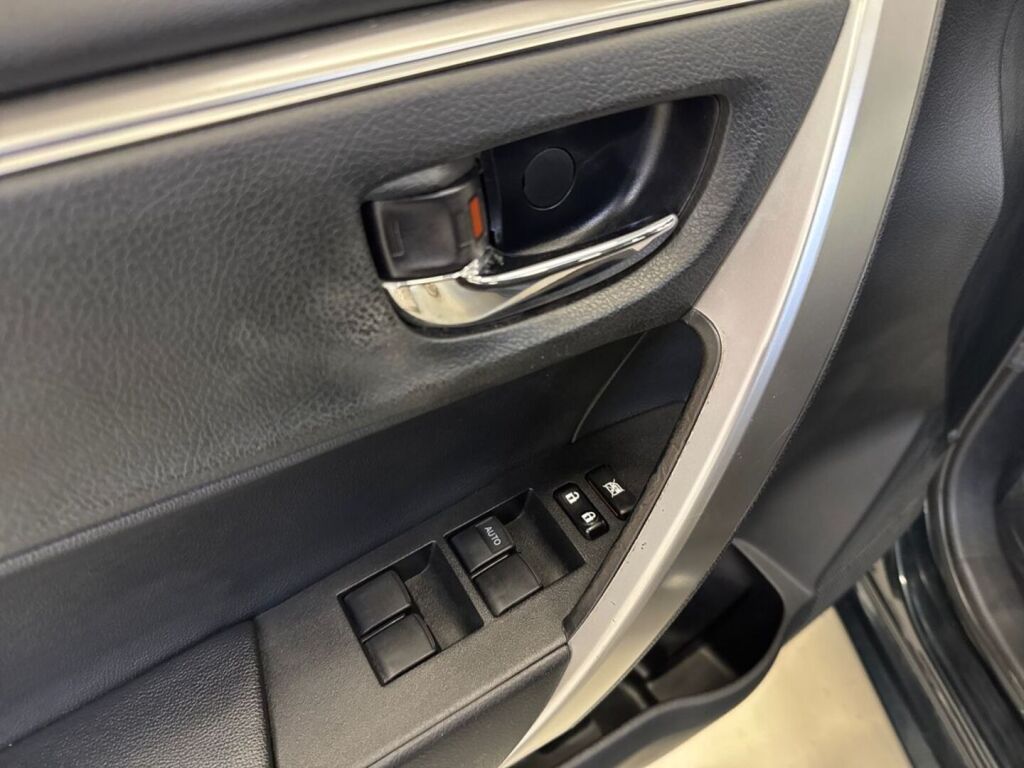 Toyota Corolla 2014 Harmaa