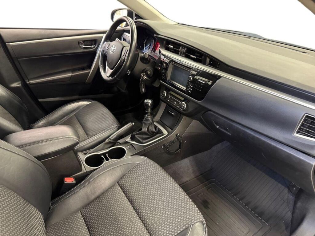 Toyota Corolla 2014 Harmaa