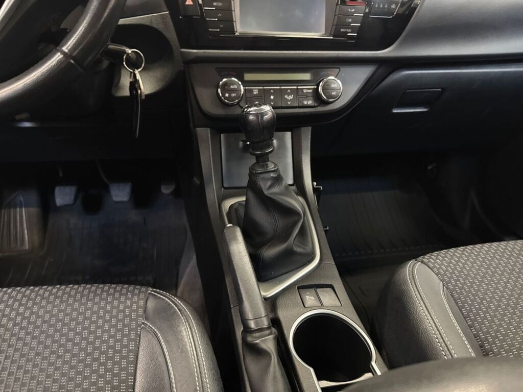 Toyota Corolla 2014 Harmaa