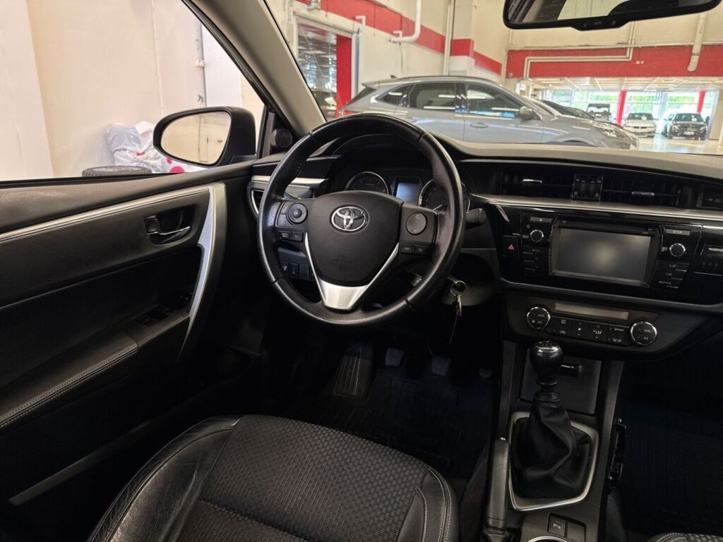 Toyota Corolla 2014 Harmaa