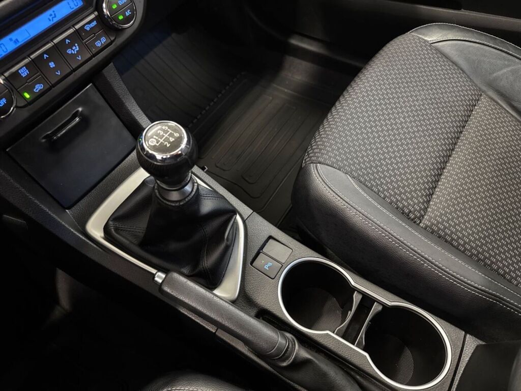 Toyota Corolla 2014 Harmaa
