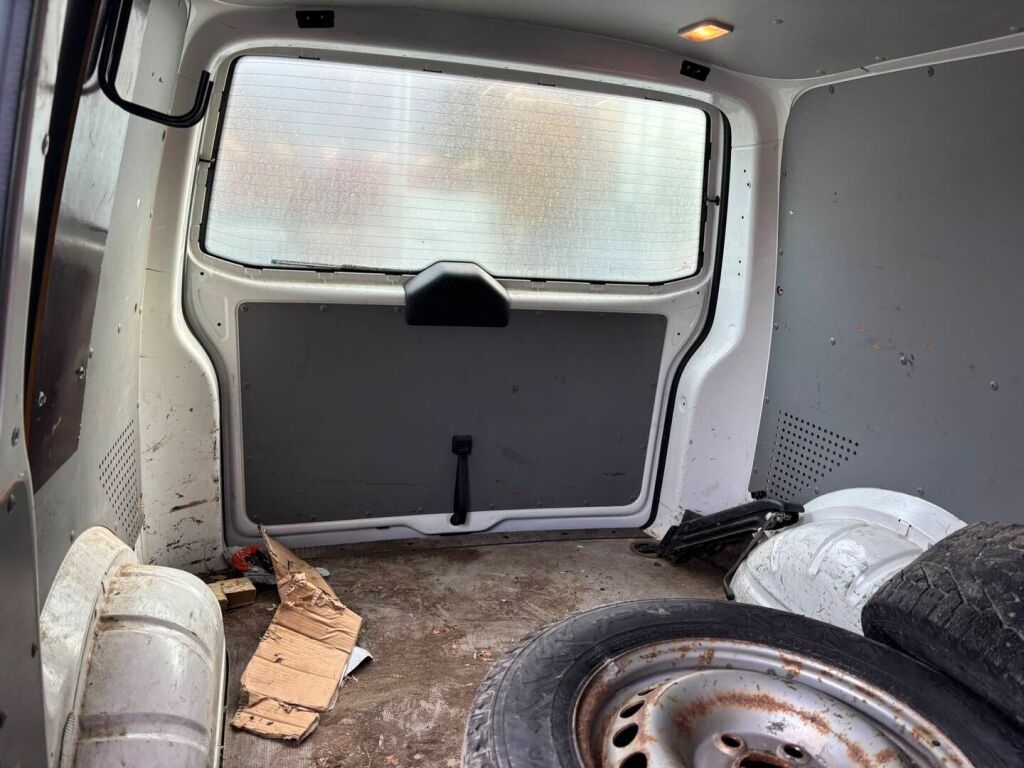 Volkswagen Transporter 2010 