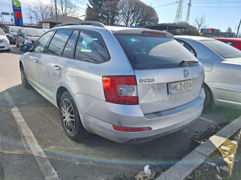 Skoda Octavia 2014 Hopea