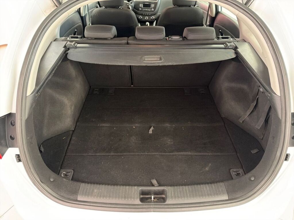 Kia Ceed 2014 Valkoinen