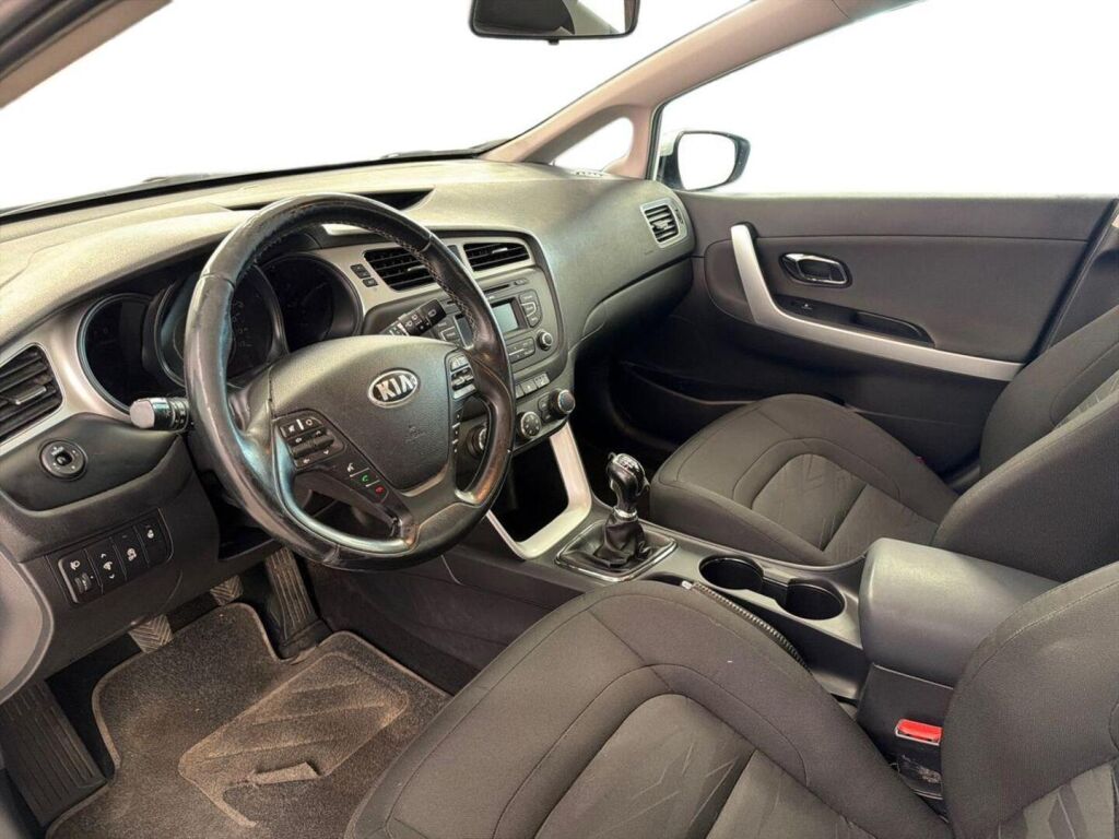 Kia Ceed 2014 Valkoinen