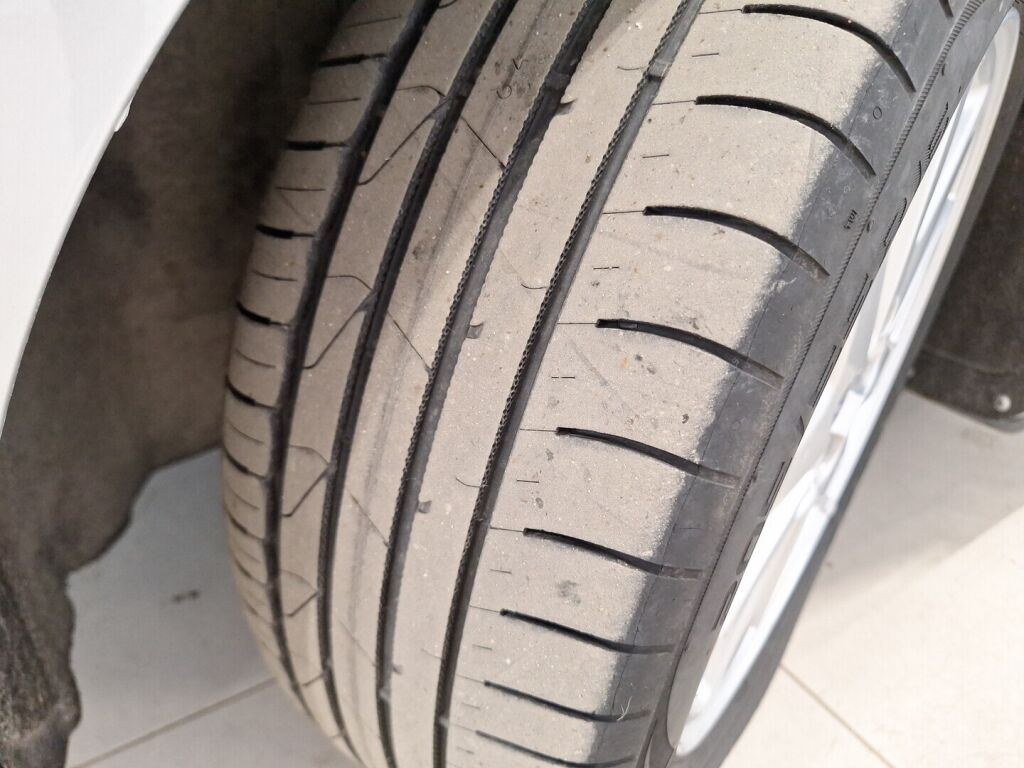 Volvo V40 2014 Harmaa