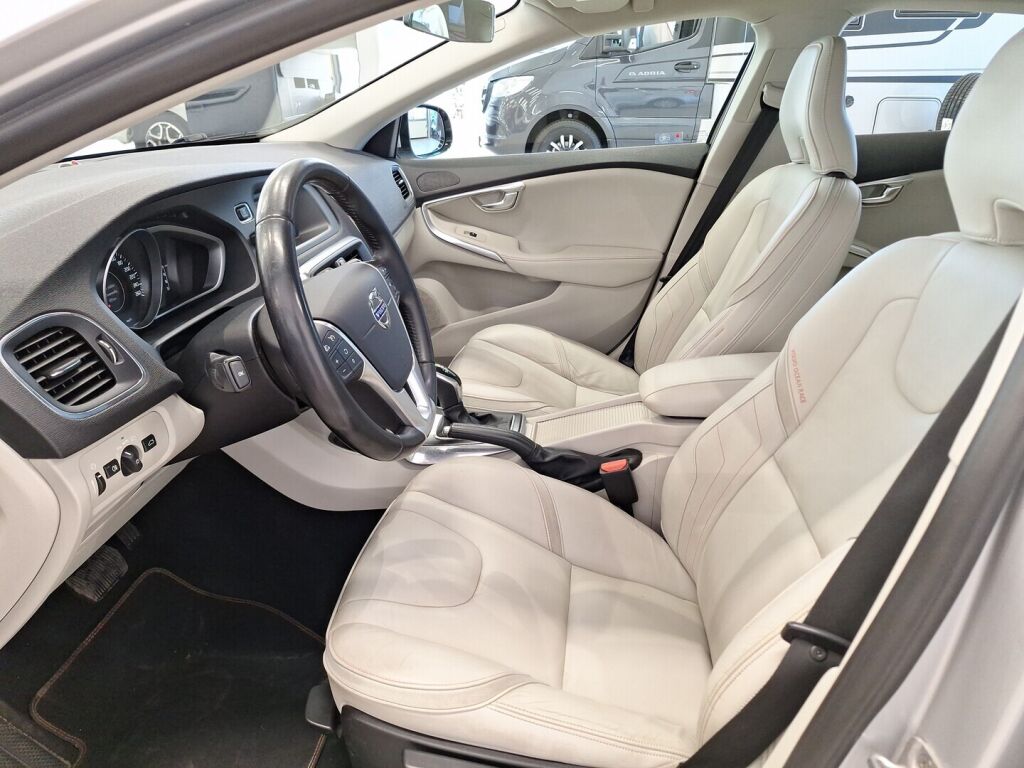 Volvo V40 2014 Harmaa