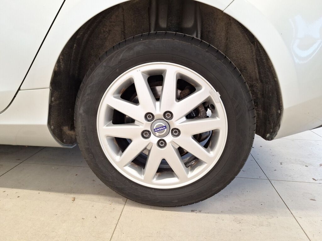 Volvo V40 2014 Harmaa