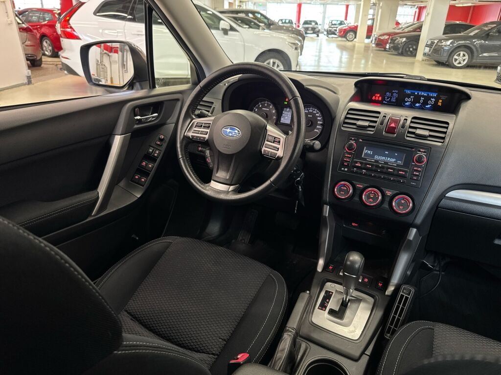 Subaru Forester 2014 Musta