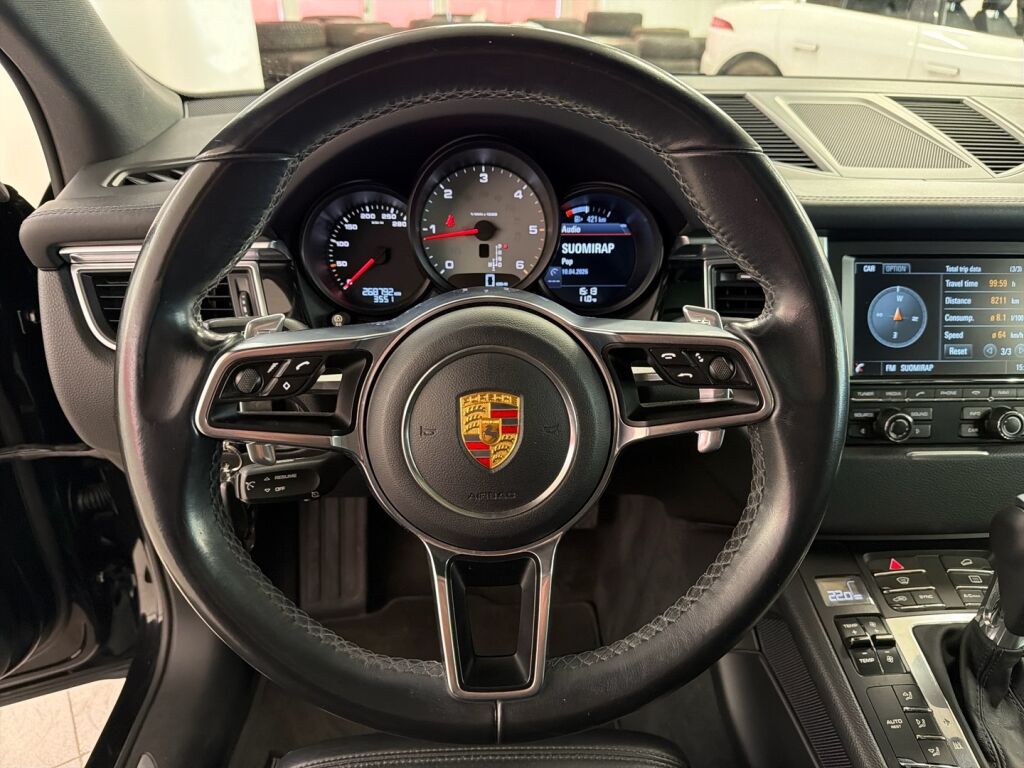 Porsche Macan 2015 Musta
