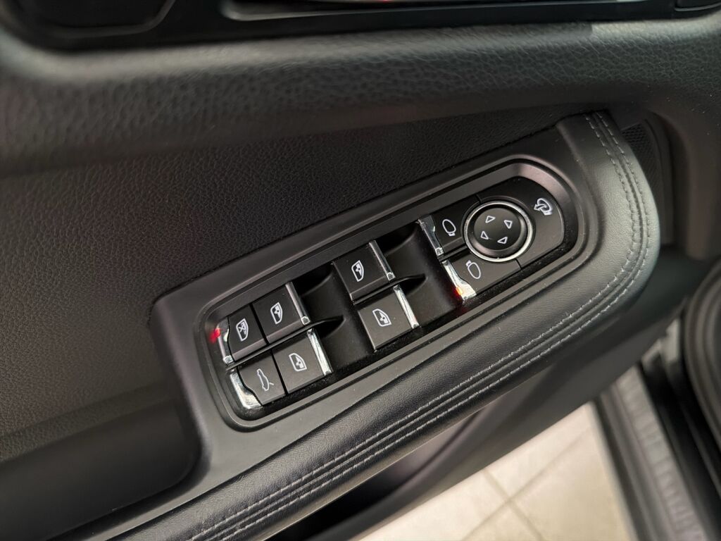 Porsche Macan 2015 Musta