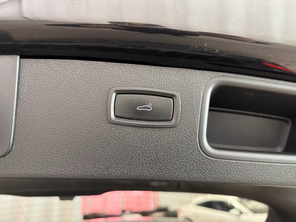 Porsche Macan 2015 Musta