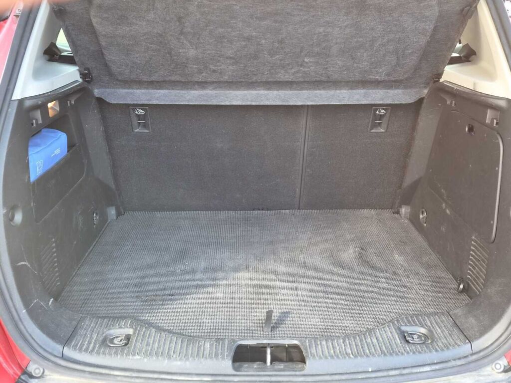 Opel Mokka 2015 Punainen