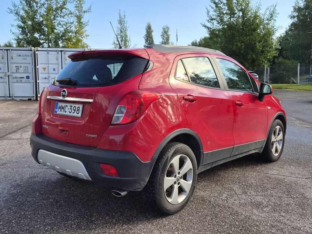 Opel Mokka 2015 Punainen