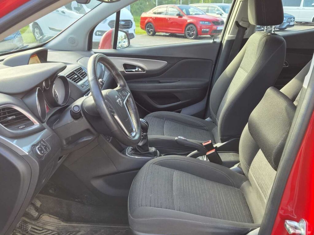 Opel Mokka 2015 Punainen