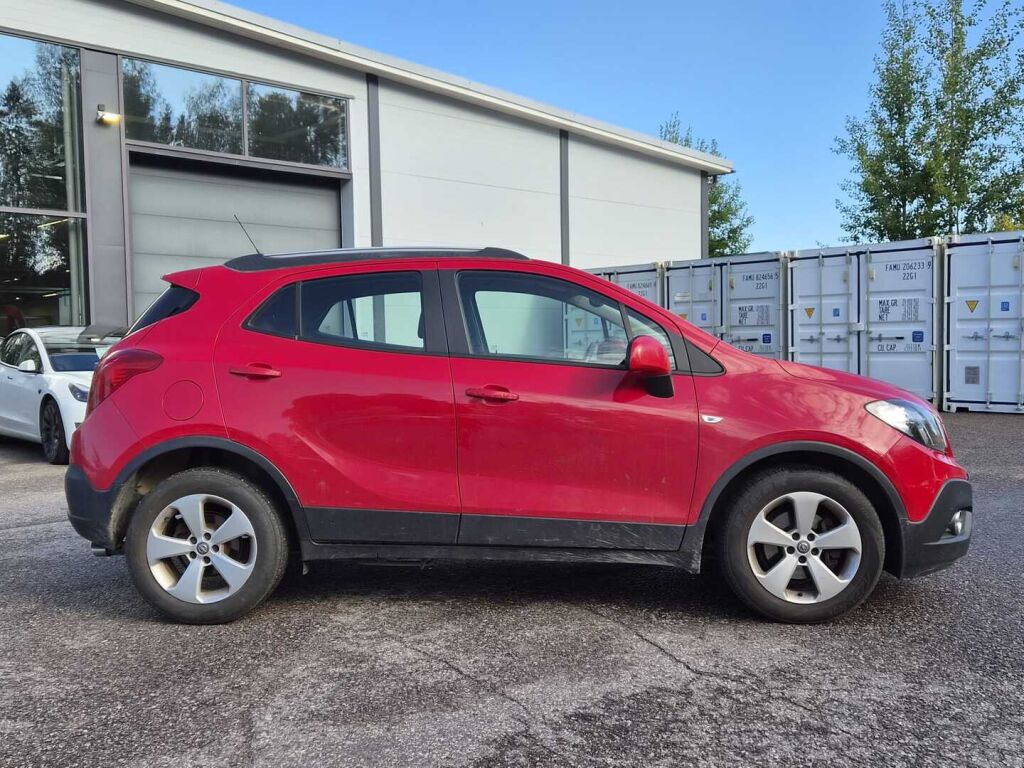 Opel Mokka 2015 Punainen