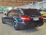 Mercedes-Benz E 2010 Musta