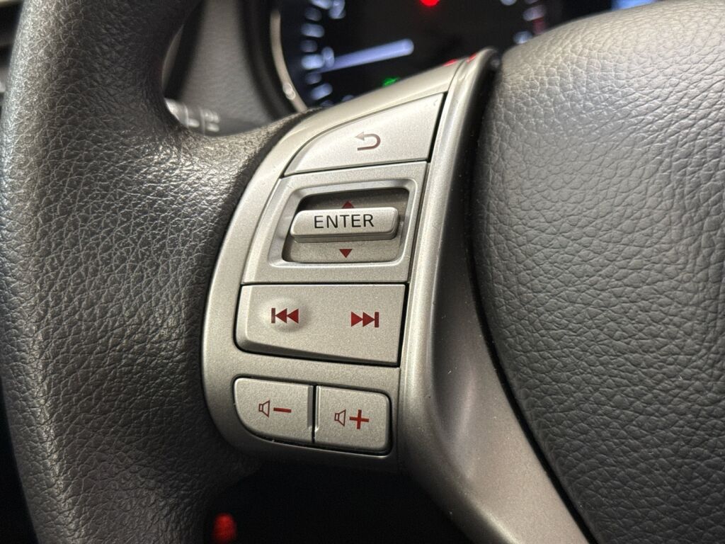 Nissan Qashqai 2015 Valkoinen