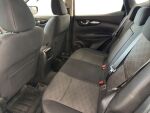 Nissan Qashqai 2015 Punainen