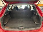 Nissan Qashqai 2015 Punainen