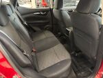 Nissan Qashqai 2015 Punainen