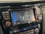 Nissan Qashqai 2015 Punainen