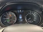 Nissan Qashqai 2015 Punainen