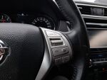 Nissan Qashqai 2015 Punainen