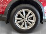 Nissan Qashqai 2015 Punainen