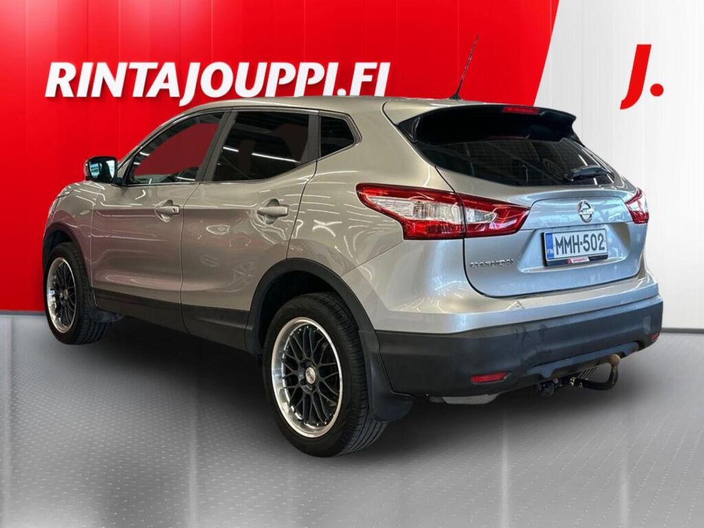 Nissan Qashqai 2015 Hopea