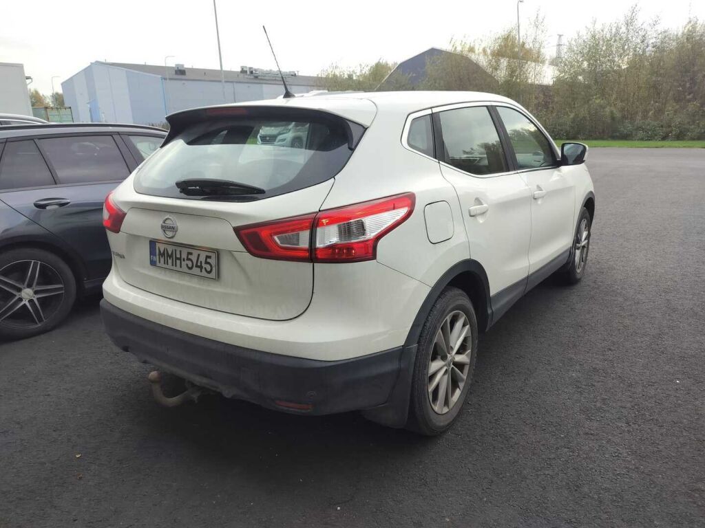 Nissan Qashqai 2015 Valkoinen