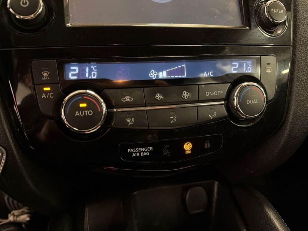 Nissan Qashqai 2015 Valkoinen
