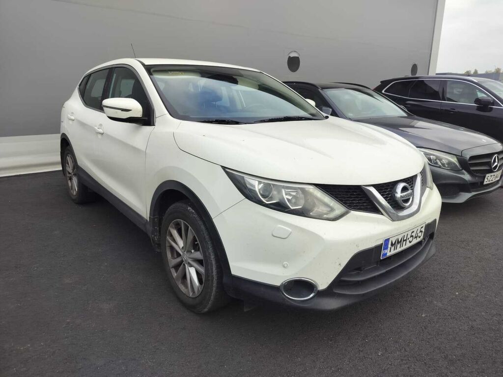 Nissan Qashqai 2015 Valkoinen