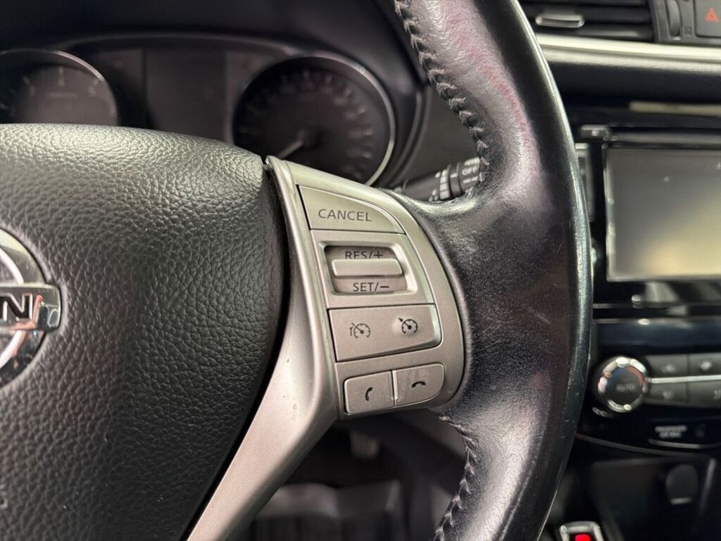 Nissan Qashqai 2015 Valkoinen