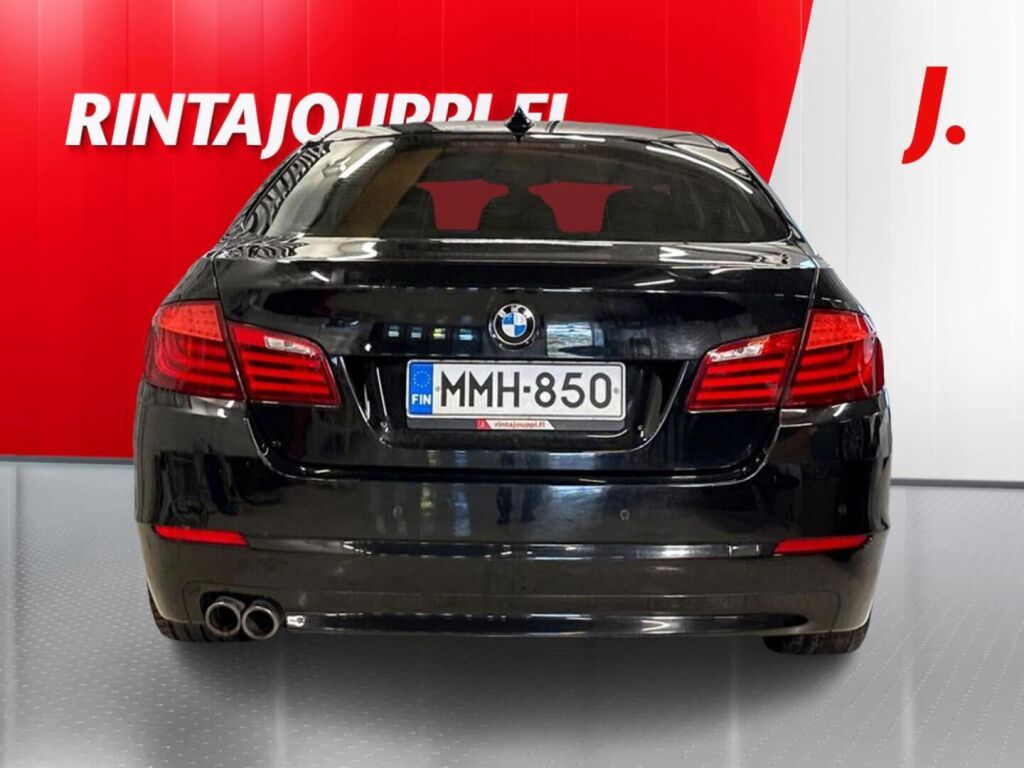 BMW 520 2013 Musta