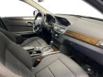 Mercedes-Benz E 2011 Musta
